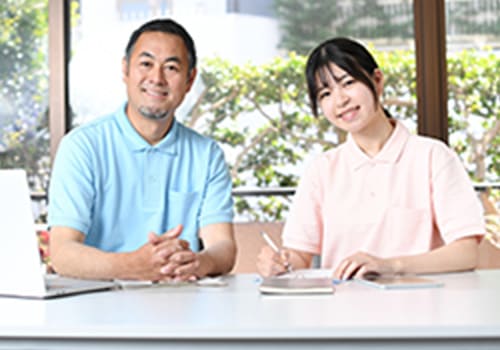 先輩ケアマネの声